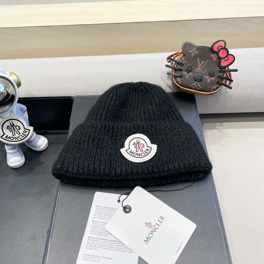 Moncler Caps